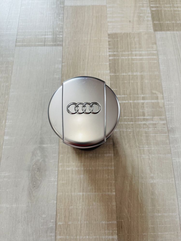 Оригинален пепелник за Audi