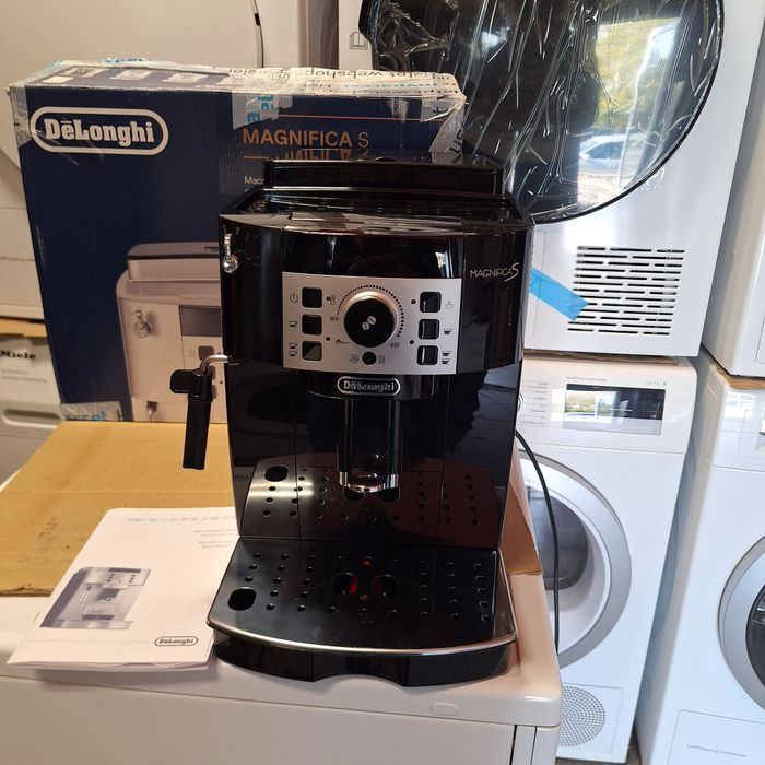 Кафе машина Делонги Магнифика S Delonghi Magnifica S гаранция 6 месеца