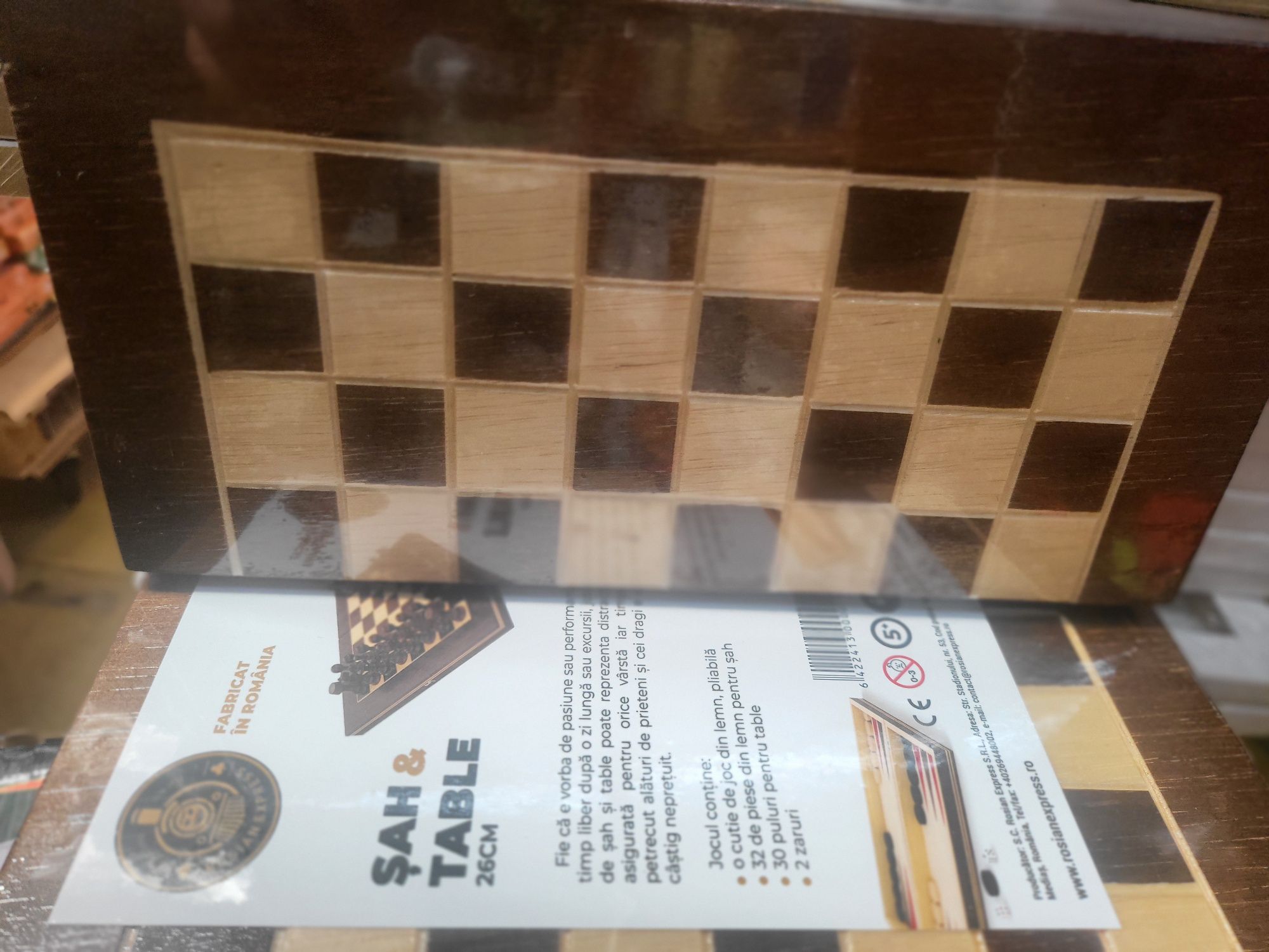 Joc table cu șah lemn 38cm veritabil romanesc cu șanțuri între pătrățe
