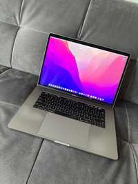 2017 Apple Macbook Pro 15", Retina, i7, 250GB SSD, AMD Radeon Pro 2GB