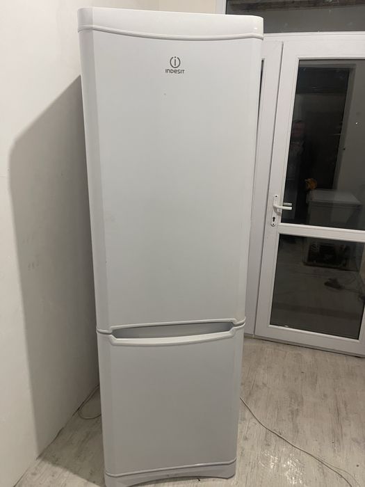 Продам холодилник доставка