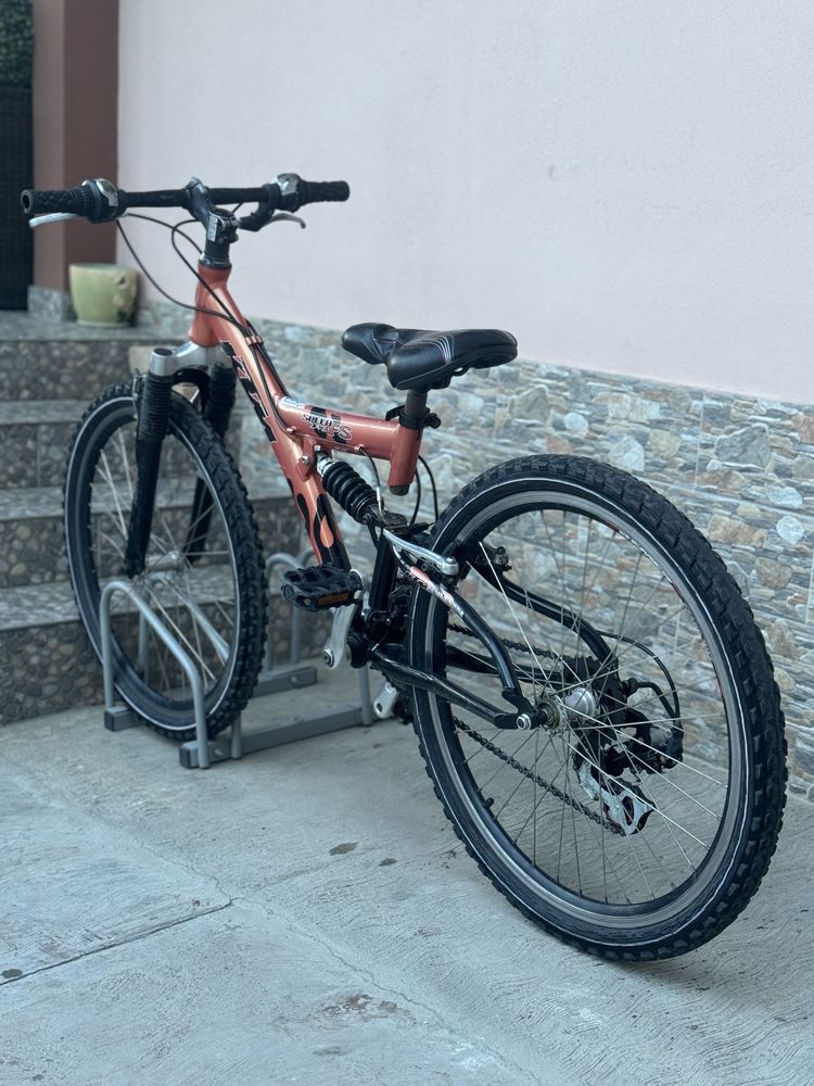 Bicicletă KTM speed 242 fs în stare bună . Negociabil