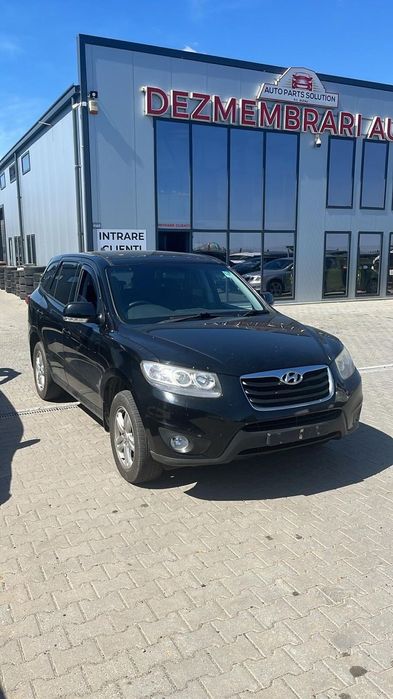 Dezmembram Hyundai Santa Fe 2.2 diesel din 2011