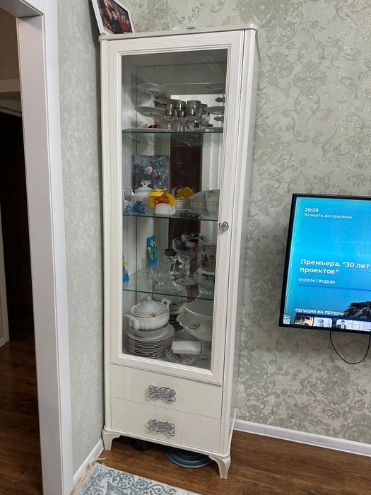 Шкаф стекло продам