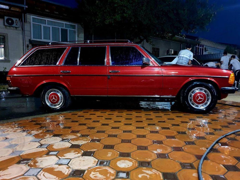 Mercedes Benz W123 universal