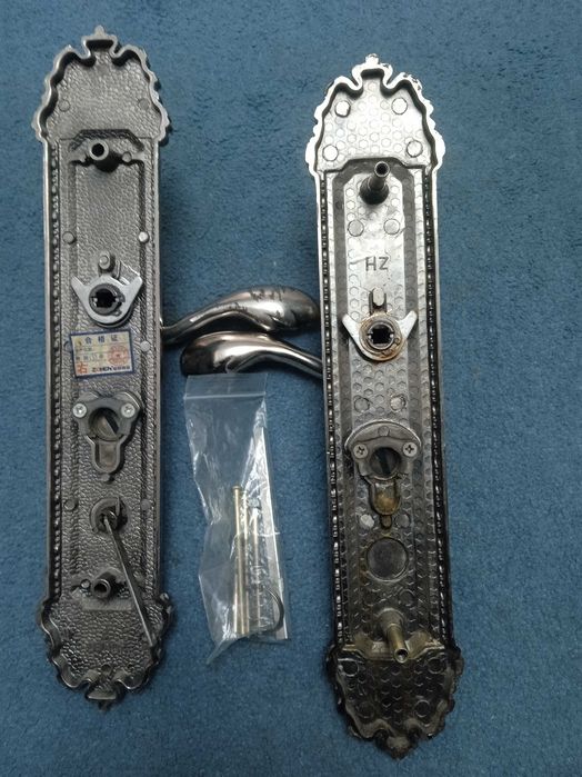 Дверная ручка наличник то