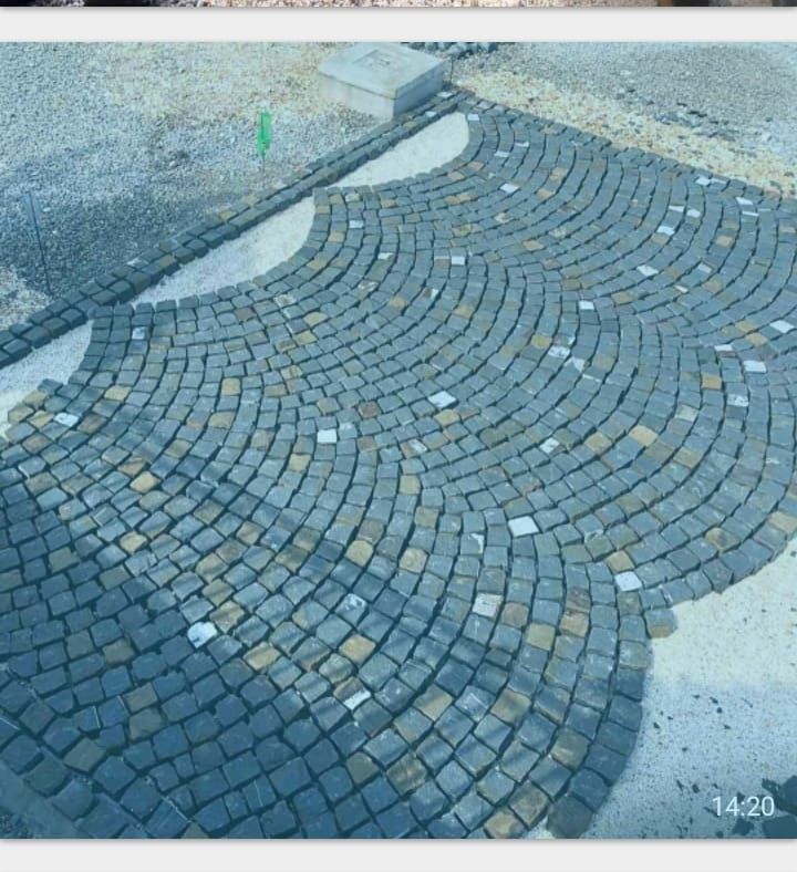 Piatra cubica nouă ANDEZIT, Livrare și montare oriunde în Țară