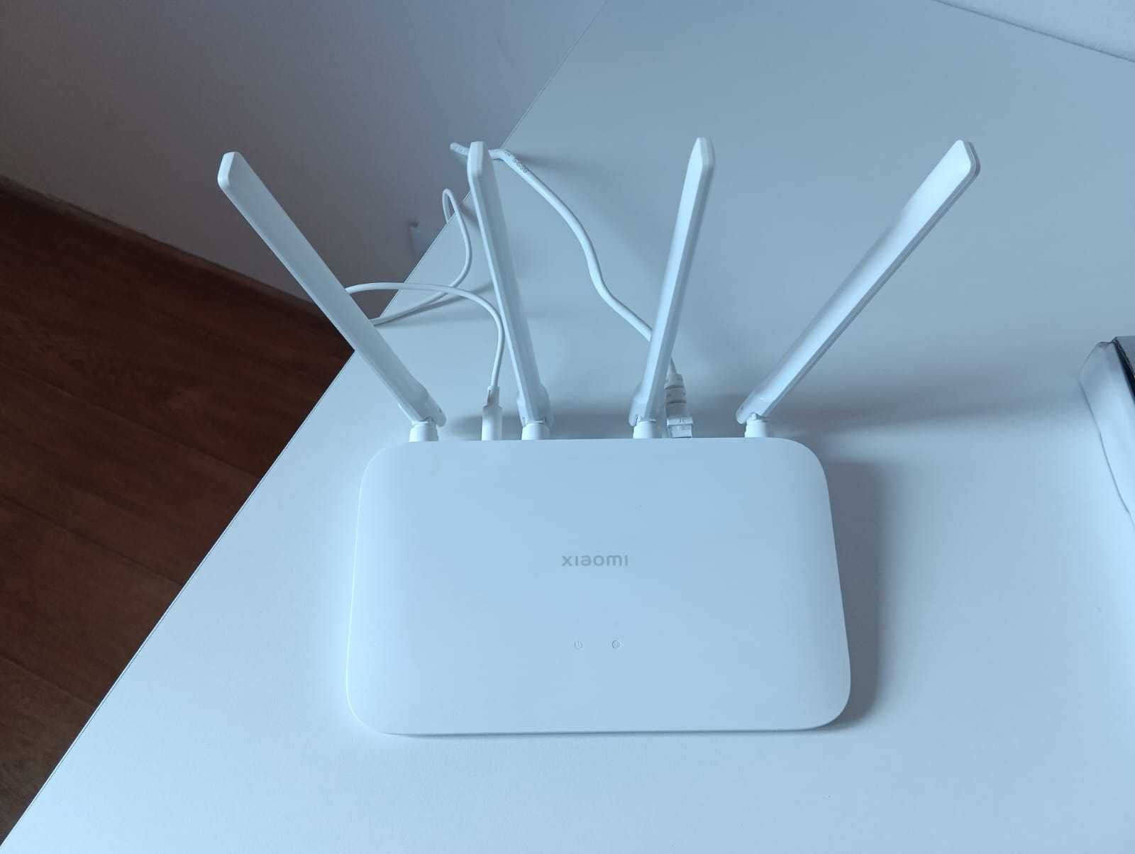Продаю маршрутизатор Xiaomi Mi Router 4A – Состояние идеальное!