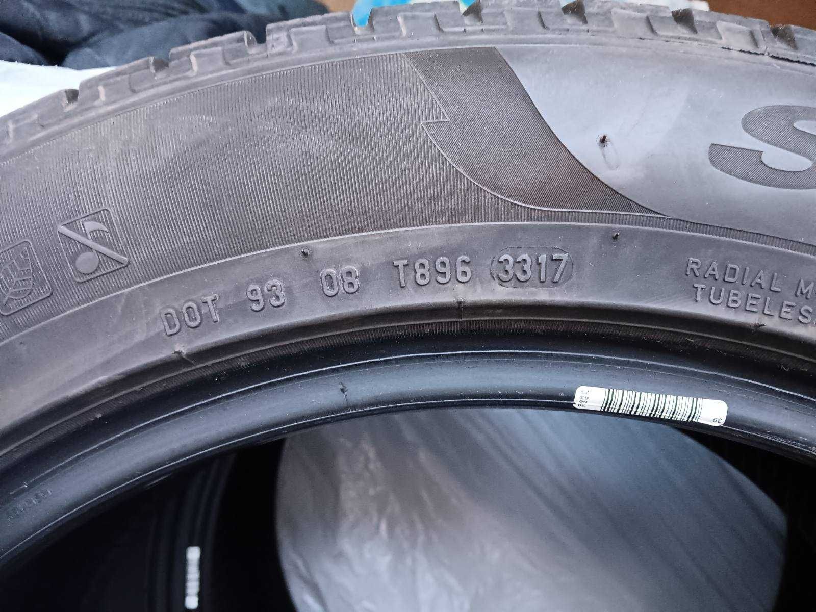 4бр Зимни Гуми 235/55 19 - Pirelli Scorpion - 6mm DOT 3317 - Run Flat