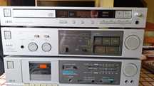 Set audio Akai amplificator, cd player si casetofon deck.