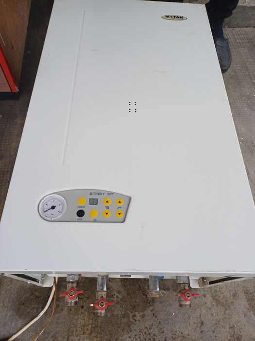 Centrală si calorifere funcționale