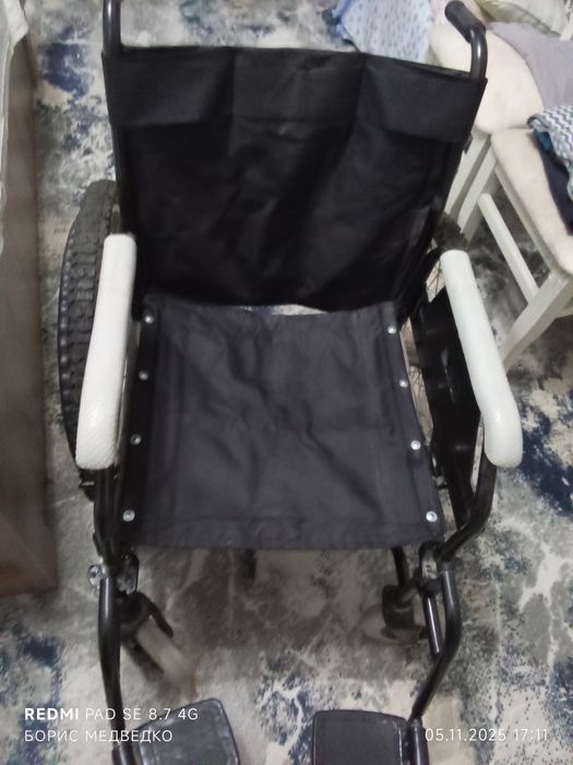 Отдам две новые коляски по 800 тысяч успеете приобрести