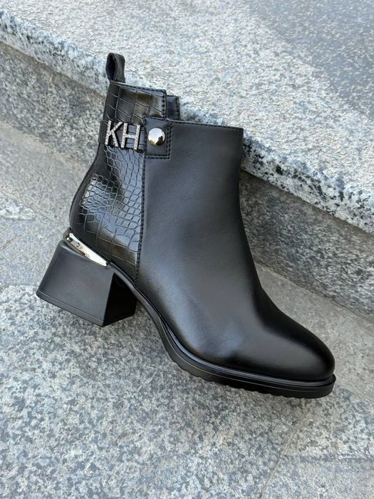 Сапожки в наличии есть