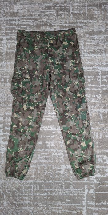 Bocanci si tinuta militara