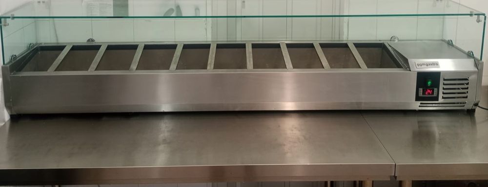 Vitrina rece saladeta cu 10 gn-uri 1/4 incluse