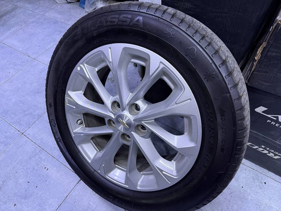 Lassa balo sotiladi 16/60/205  !