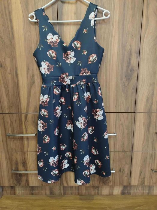 дамски рокли, пазмер 36