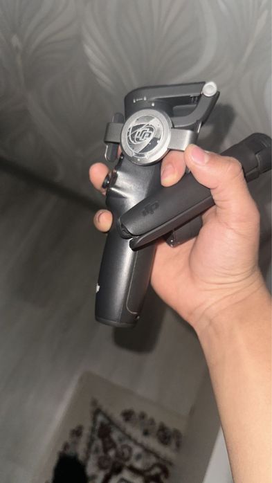 Продается стаблизатор dji osmo 6 !