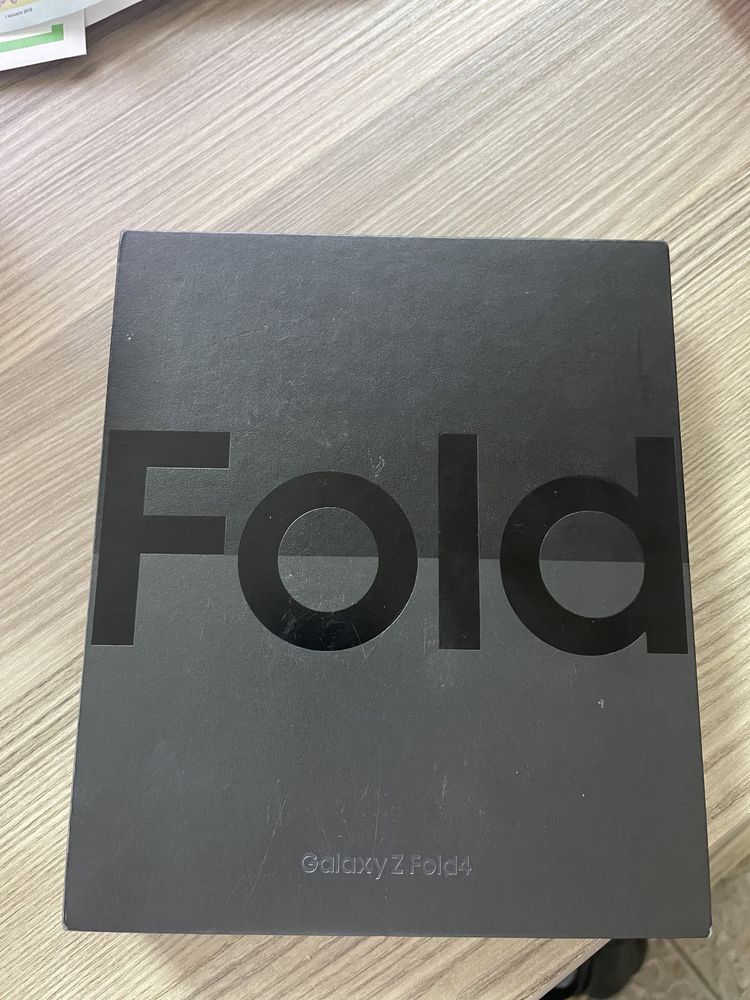 Samsung Fold 4-256 GB