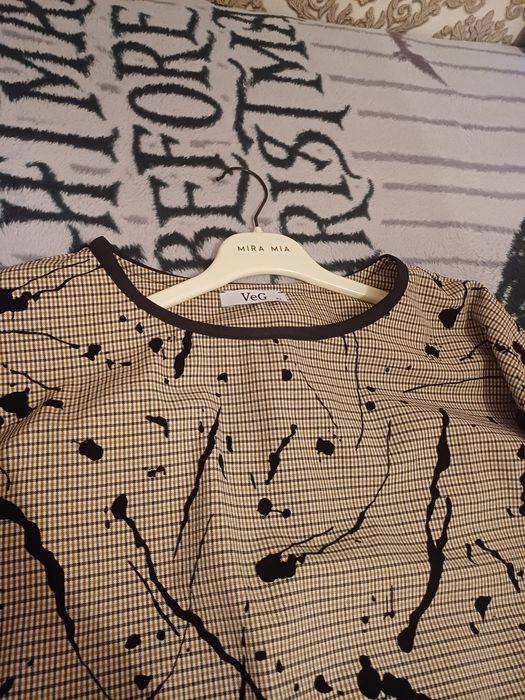 Продам костюм брючный