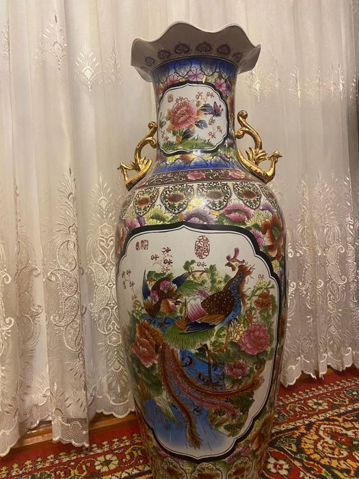 Продам декоративный ваза