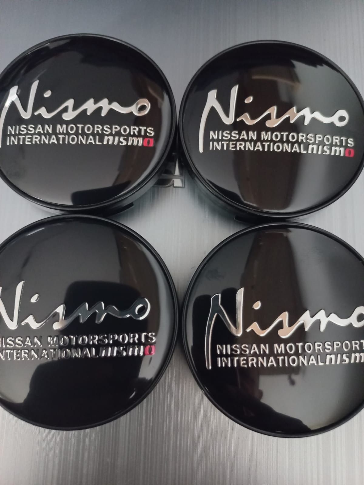 Nissan/Nismo - set 4 capace pentru jante de aliaj