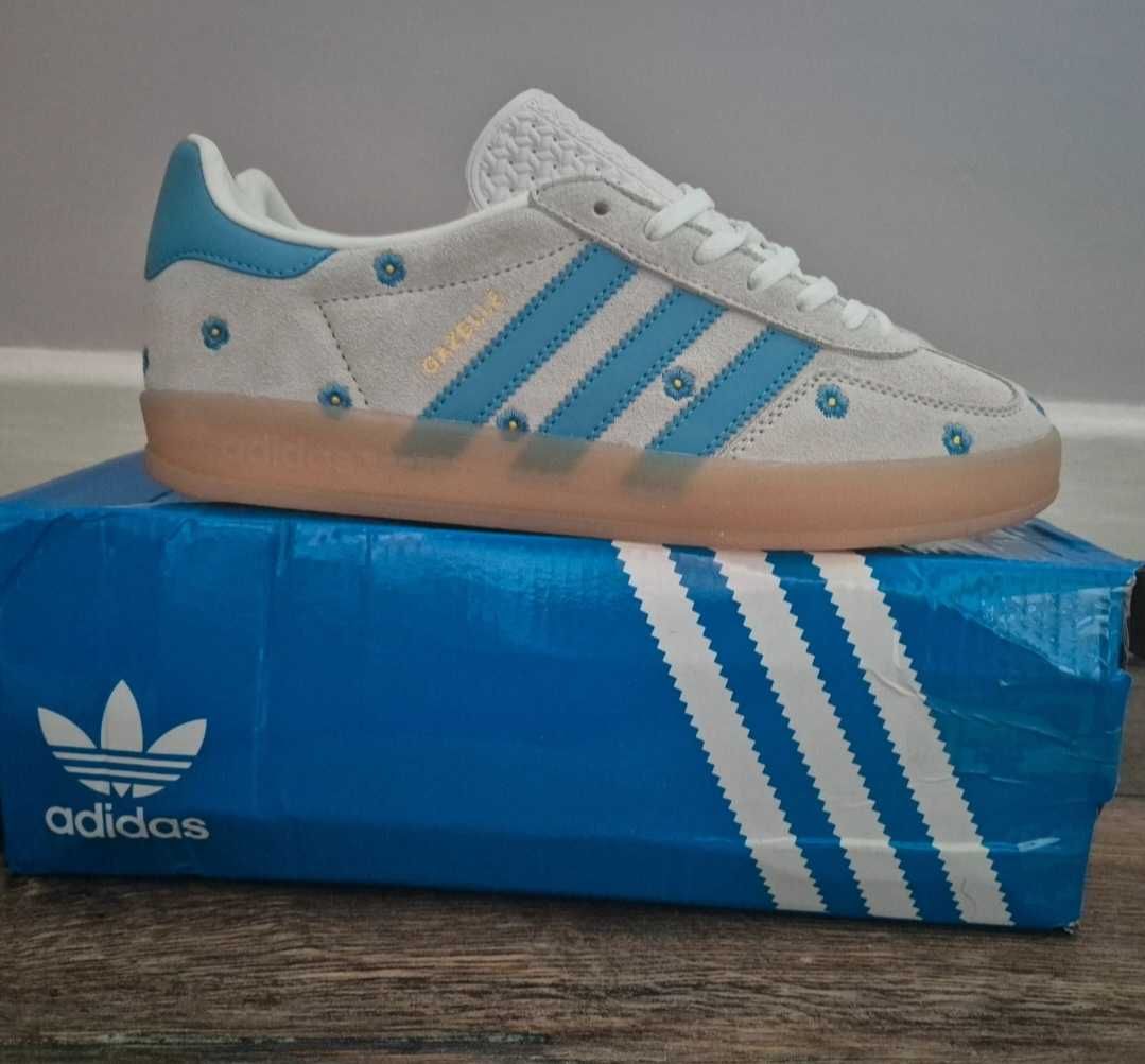 Adidas дамски кец