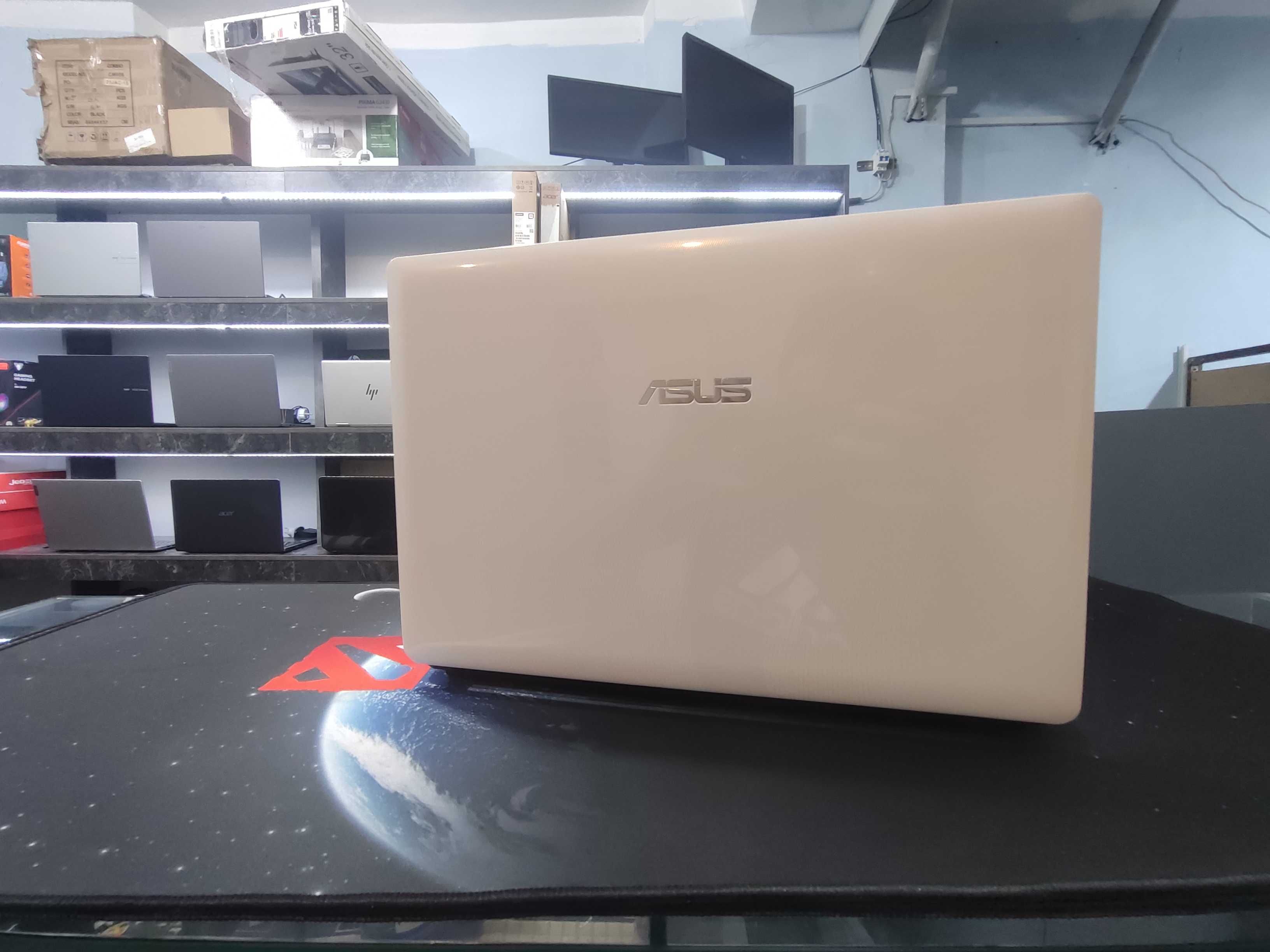 Ноутбук офисный ASUS Intel core i5-2450M