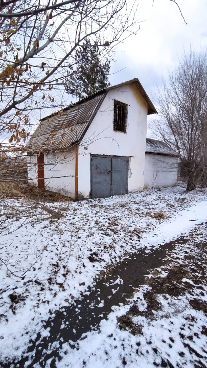 Продам дачу на восточном.