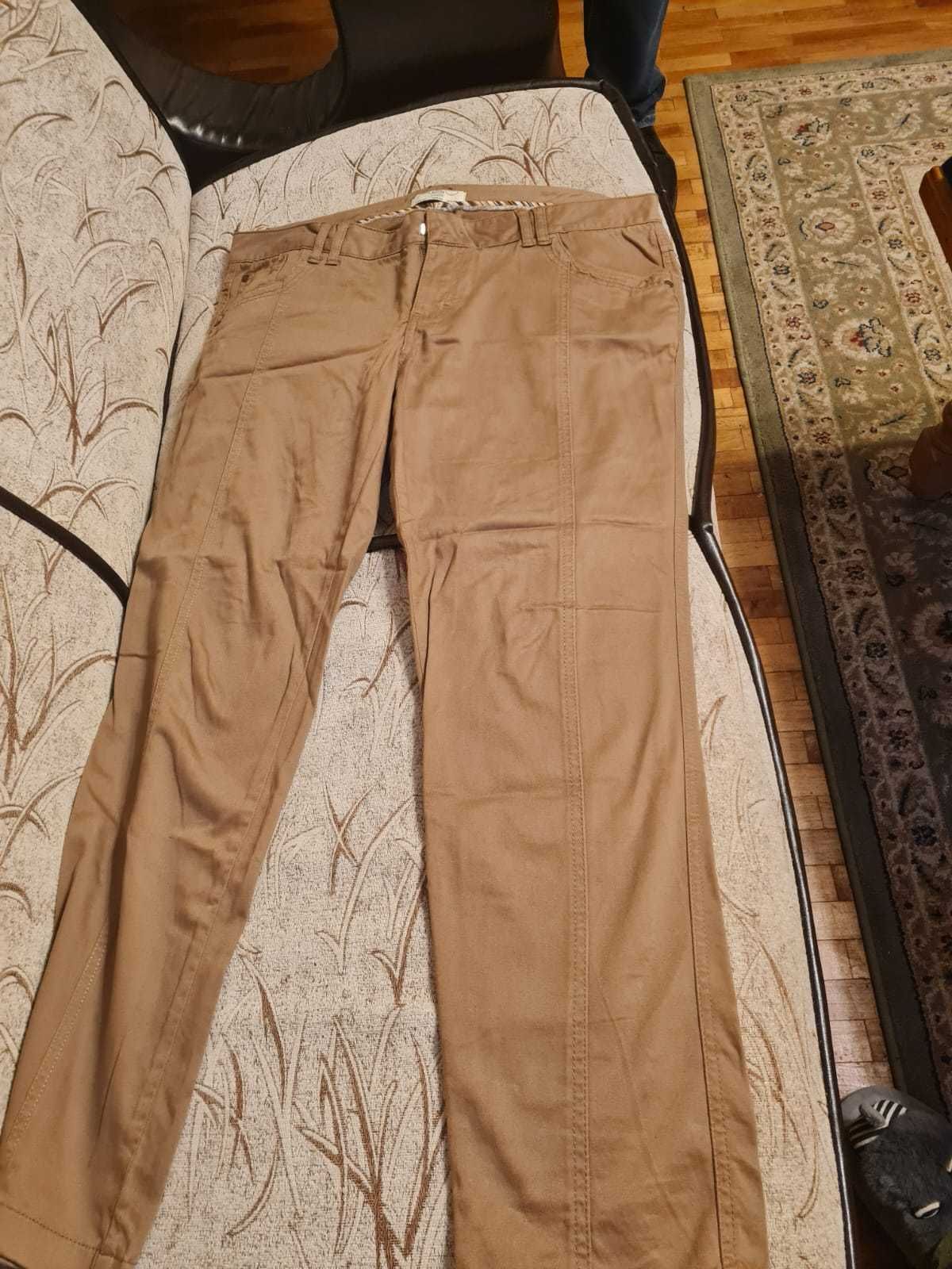 Pantaloni de dama