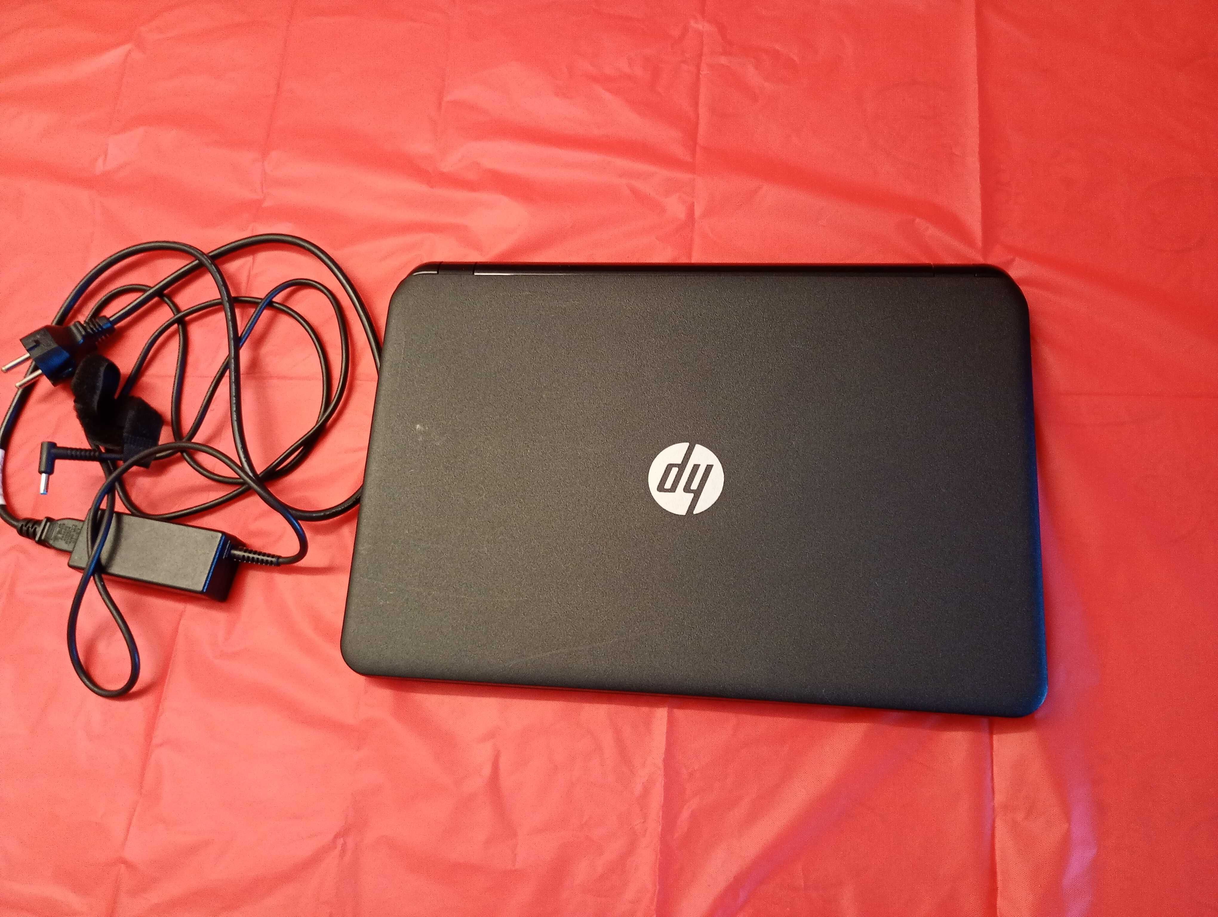 Лаптоп HP 255 G3 неразличим от нов