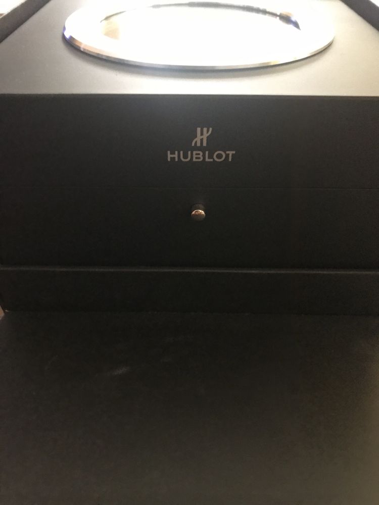 HUBLOT!! Vand cutie completa originala Hublot