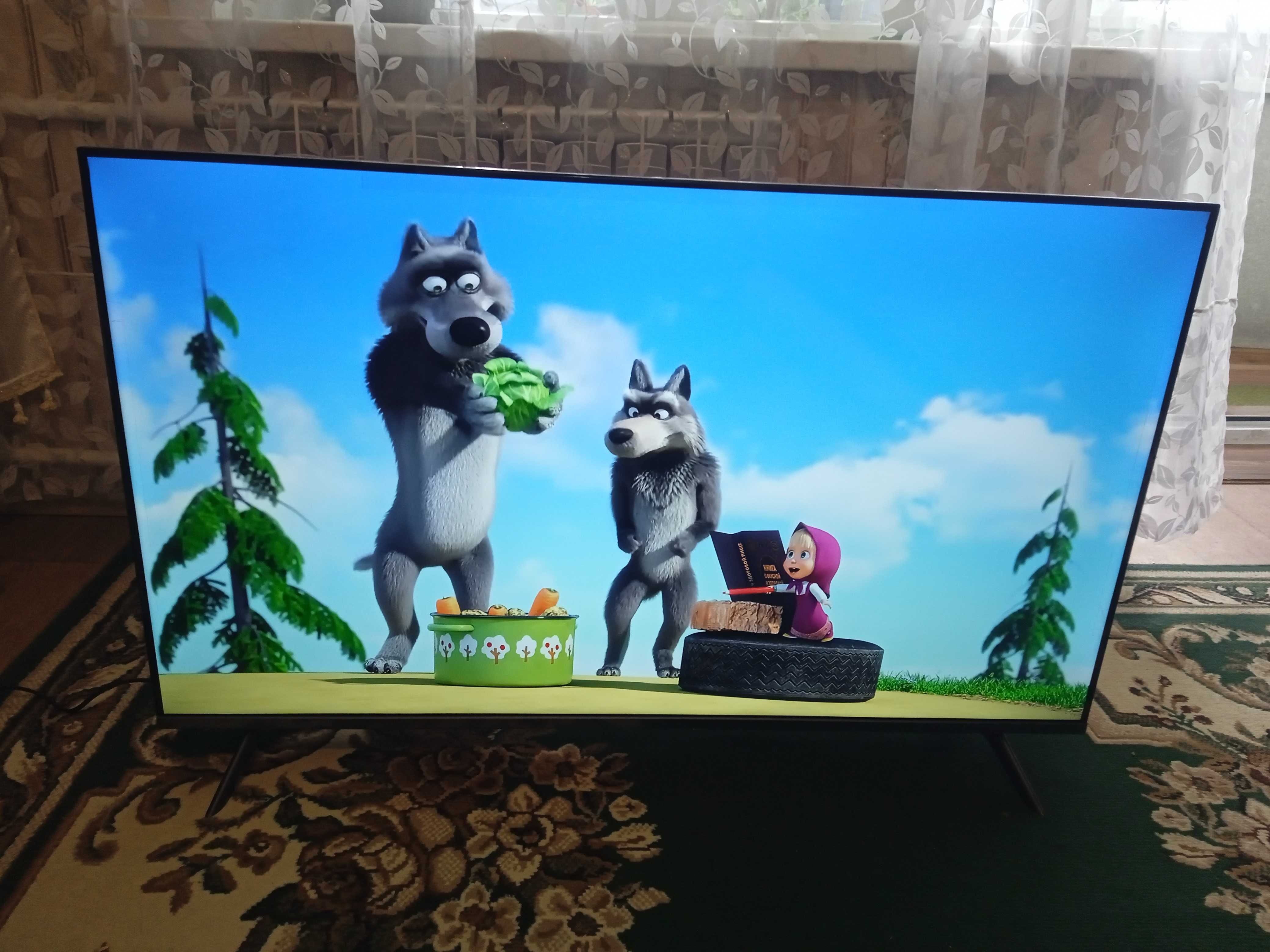 Новый SMART TV - 109 см.