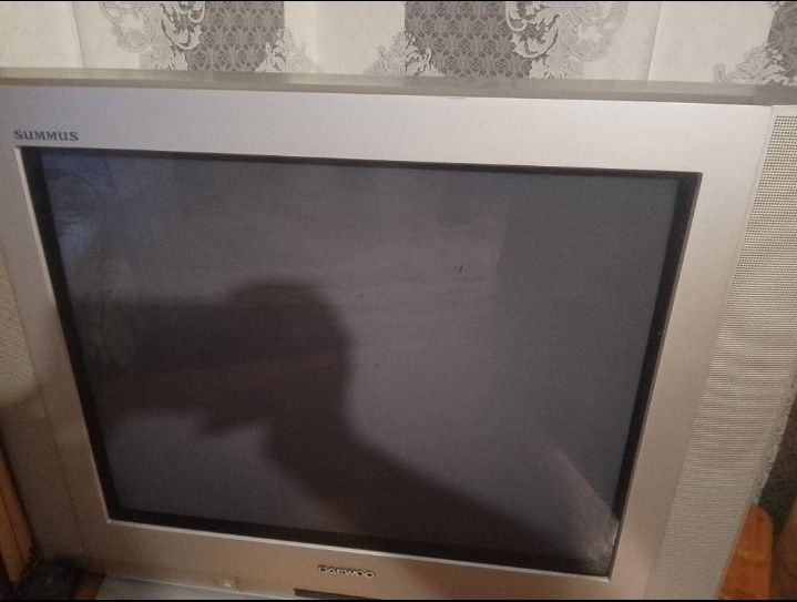 Продам телевизор