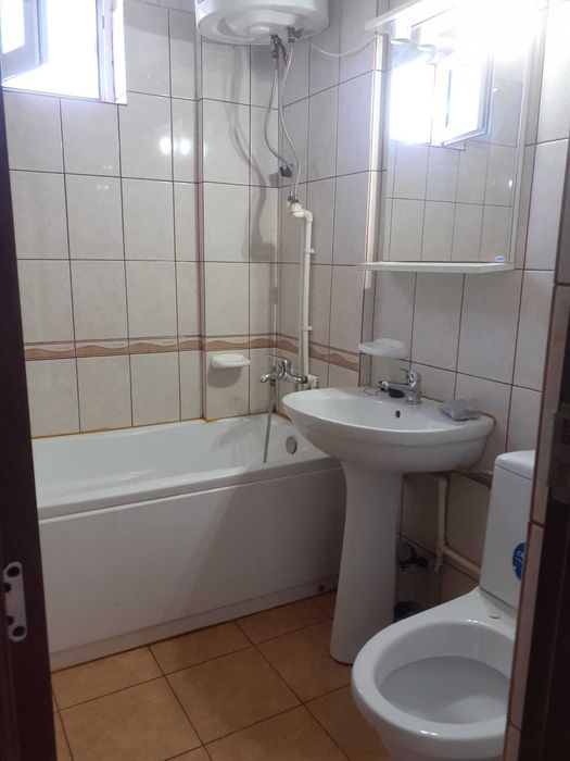 VAND Apartament 3 camere , Sulina