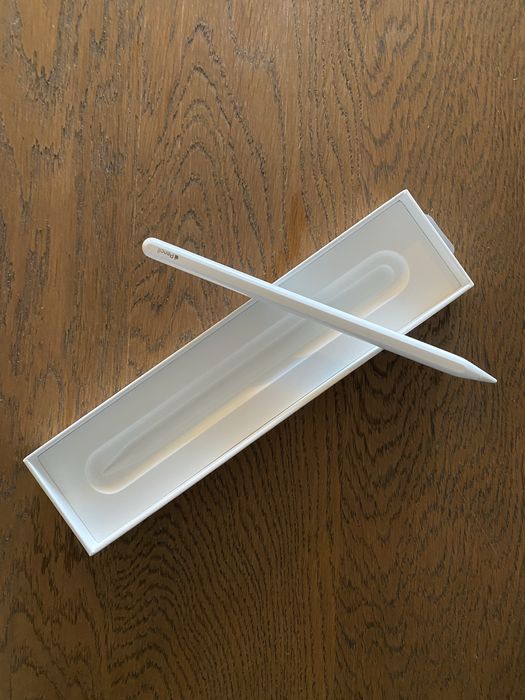 Apple pencil magnetic