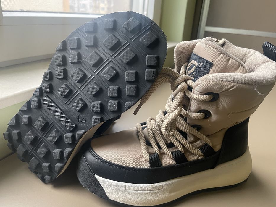 Зимни детски обувки боти