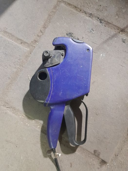 Этикет пистолет б.у