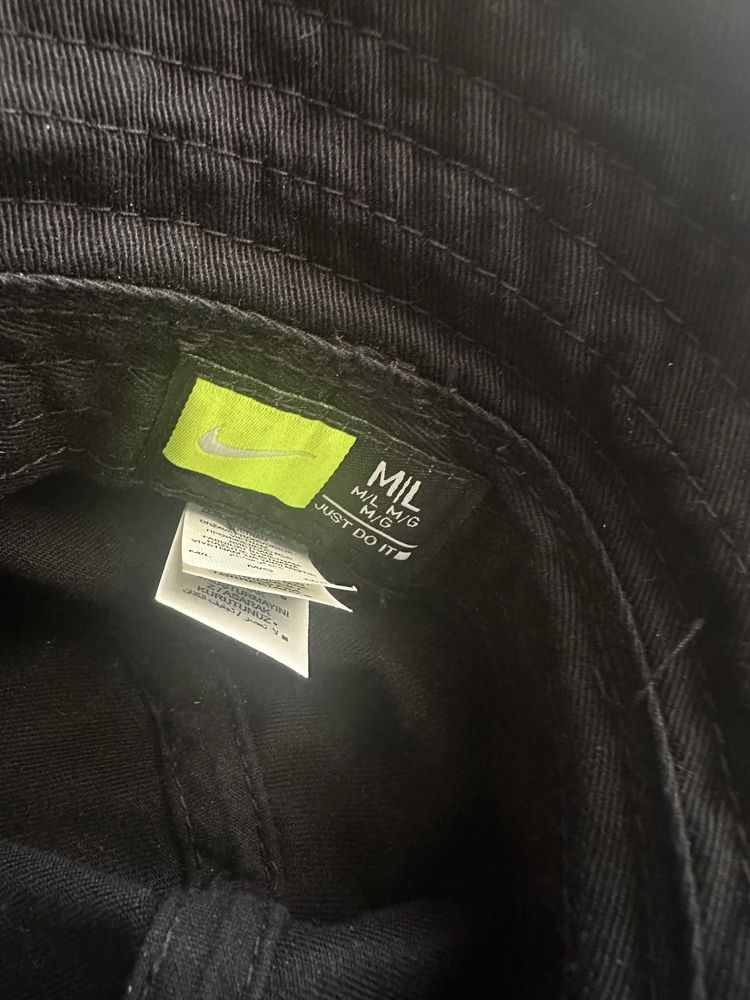 Шапка Nike