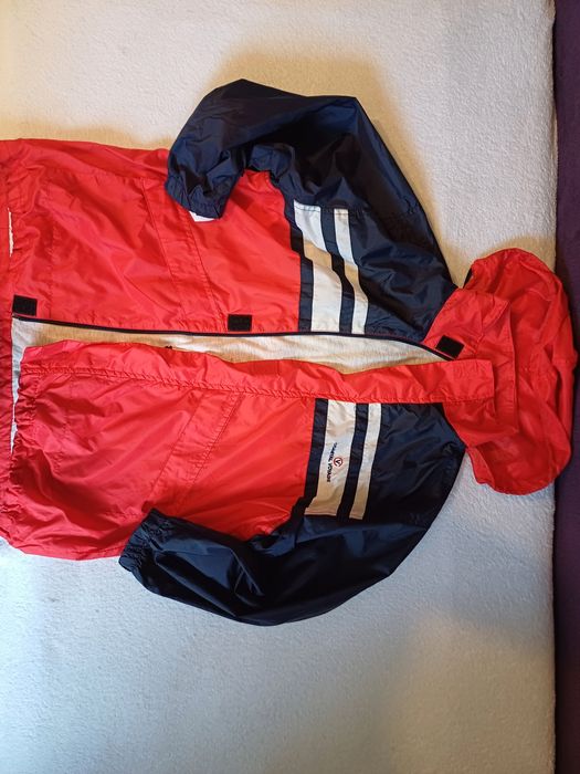 geaca de vant captusita