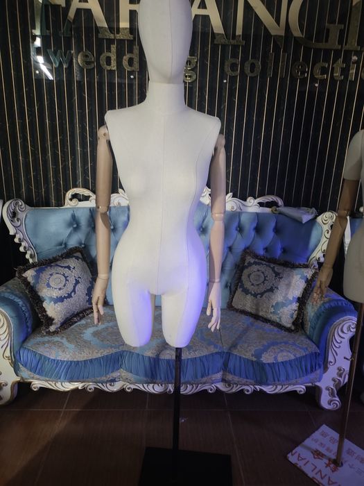 манекенлар сотилади