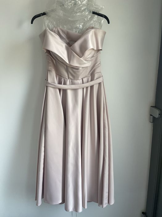 Rochie eleganta roz nude reglabila