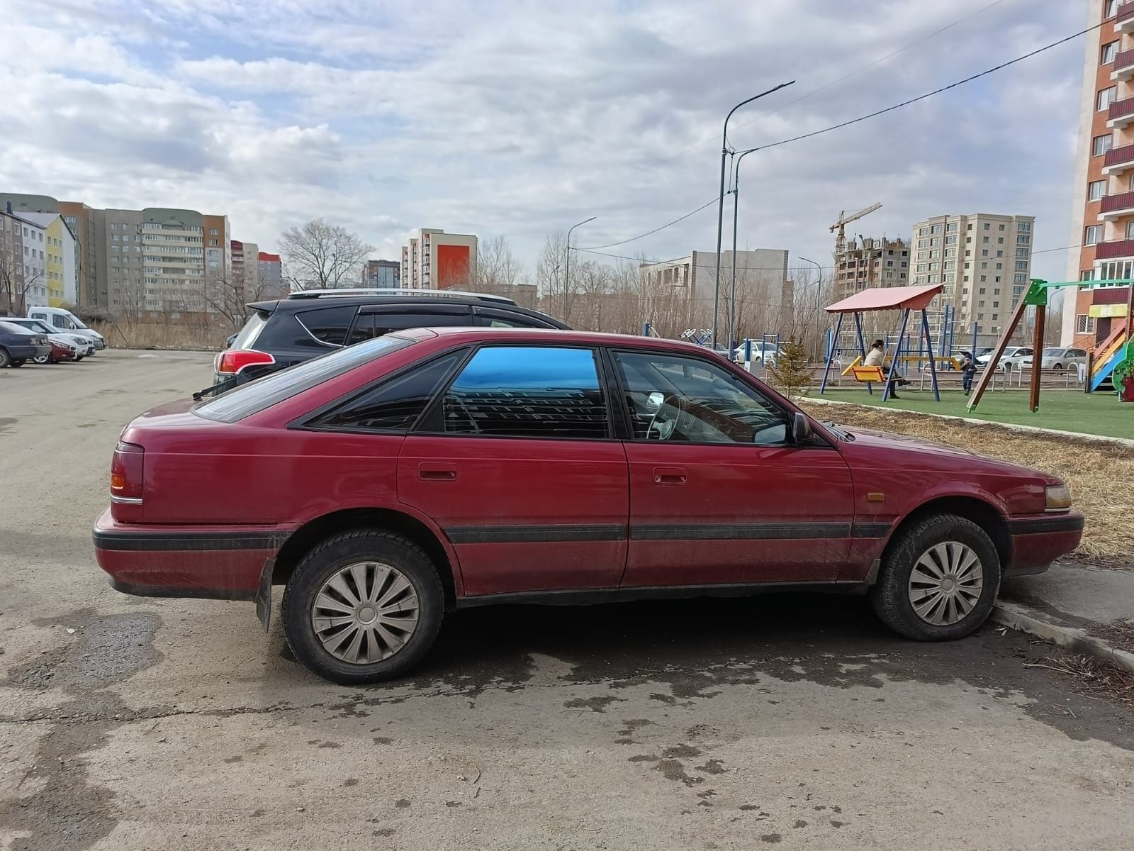 Продам mazda  в в хорошем состоянии