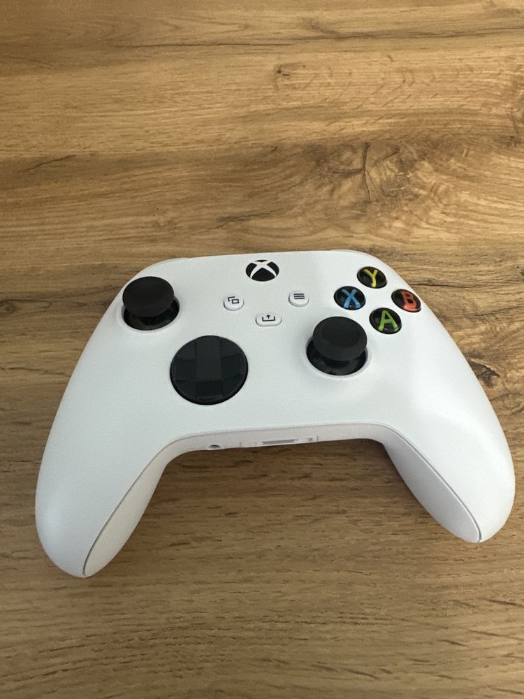 Джостик X Box в хорошем состоянии