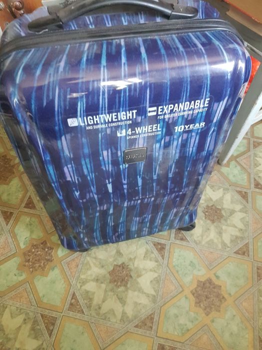 Чемодан на колесах маленький. Германия.