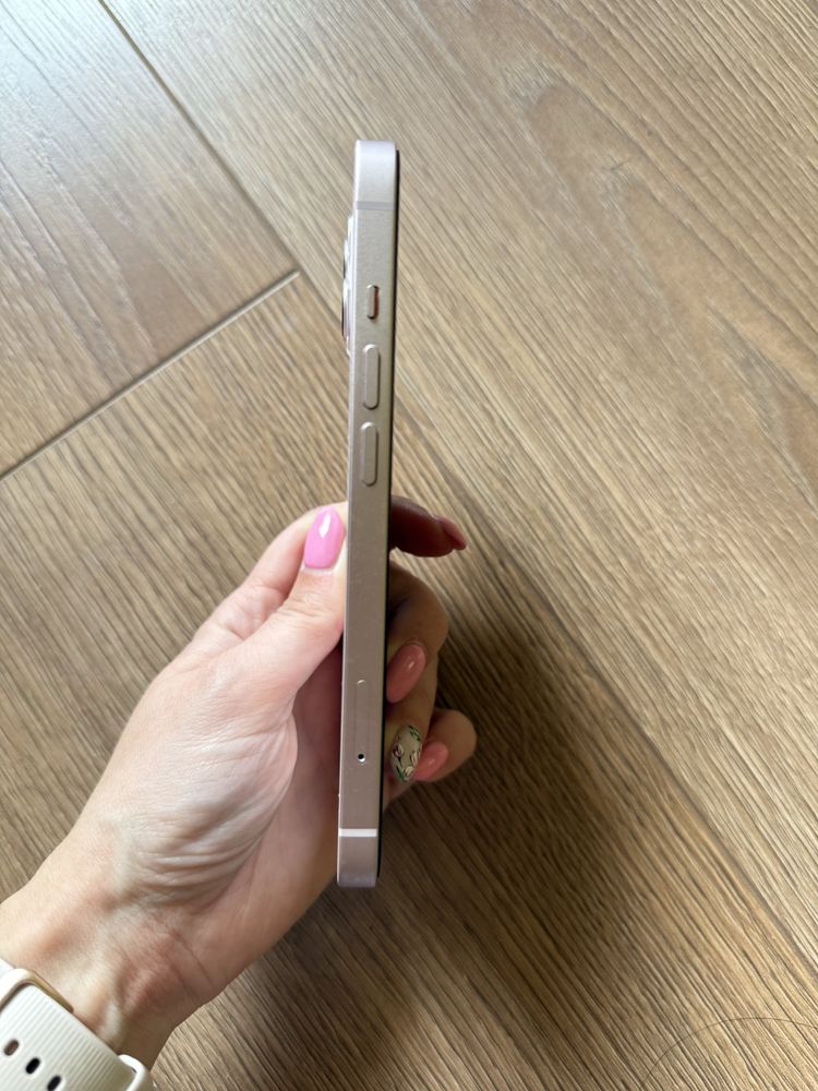 Iphone 13 - розов