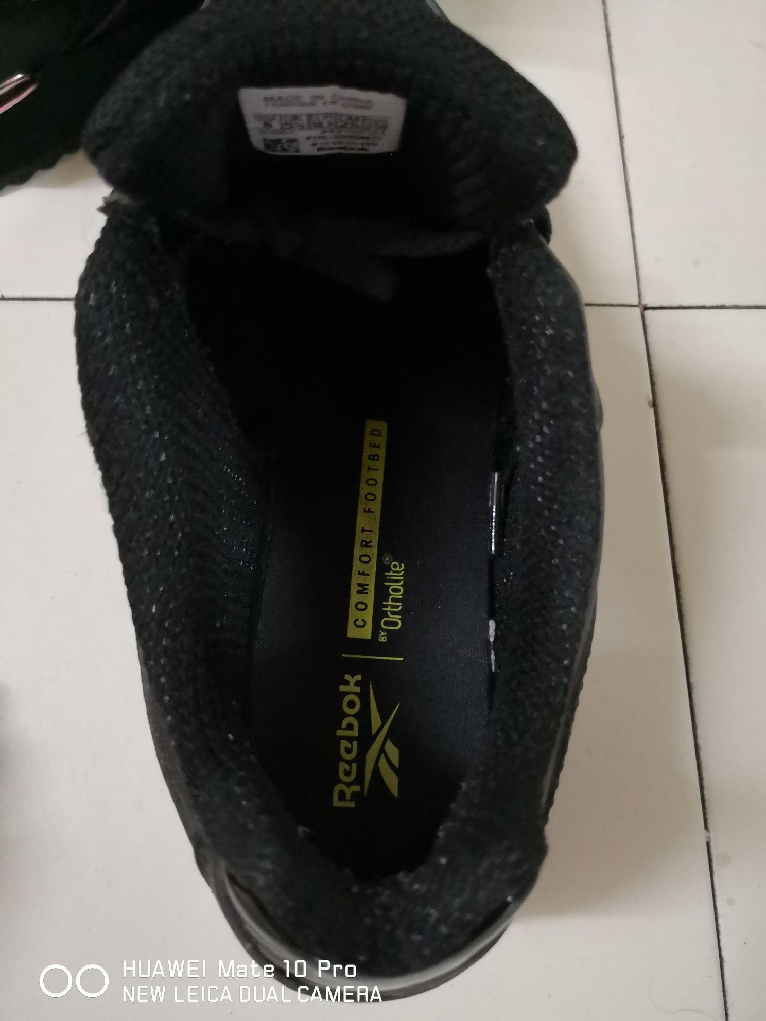 Здравейте, продавам маратонки Reebok 38,5размер.