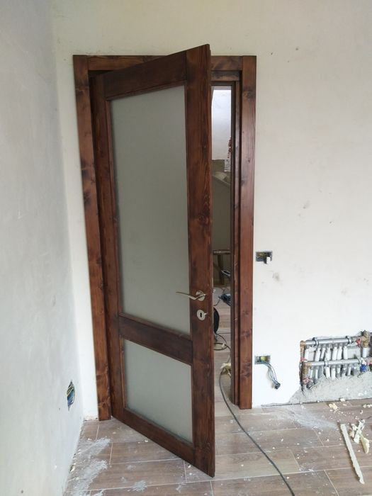 Usi de interior pe comanda