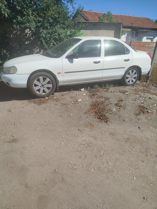 Продавам на части FORD MONDEO 1997