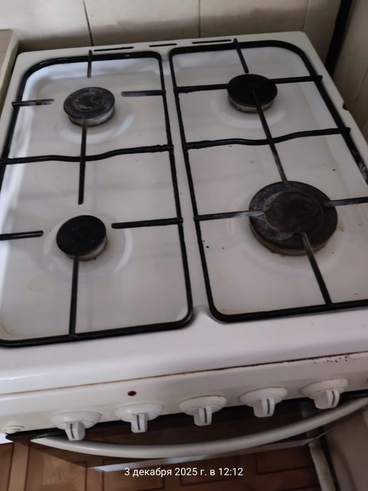 Продам газплиту в рабочем состоянии марка AVA